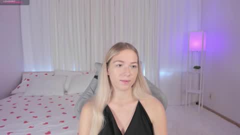 Susan online show from September 27, 3:37 am