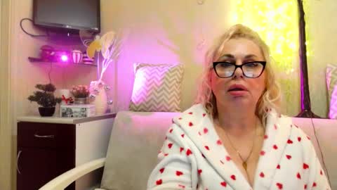 SusiexNoreen online show from February 18, 12:49 pm