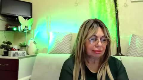 SusiexNoreen online show from April 15, 1:53 am