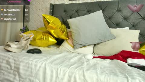   online show from December 24, 3:05 pm