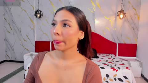 sussy_sweet4u online show from June 5, 12:10 pm