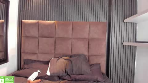 sussy_vixen online show from January 14, 4:31 am