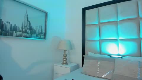 sussyfoxx_ online show from March 7, 8:20 pm