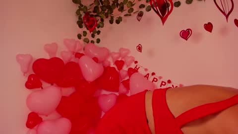 Sussy online show from February 13, 9:06 pm