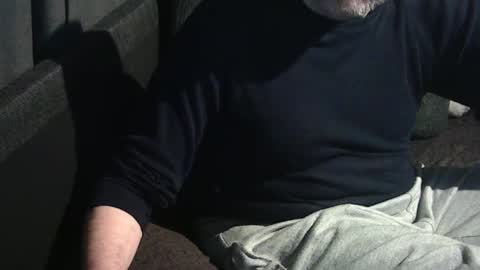 ArnSwart online show from December 5, 12:14 am