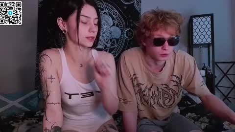 sweaties3 online show from September 25, 5:31 pm