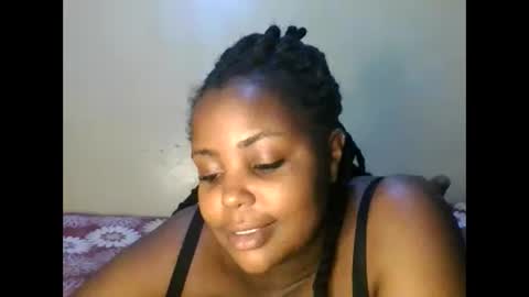 Snapshot of sweet52537 chatting on February 26, 3:25 am sweet52537 online show from February 26, 3:25 am
