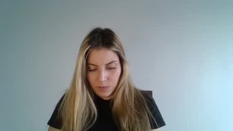 Sweet  alana online show from November 19, 9:35 pm