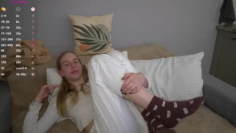 Michelle online show from December 17, 10:05 pm