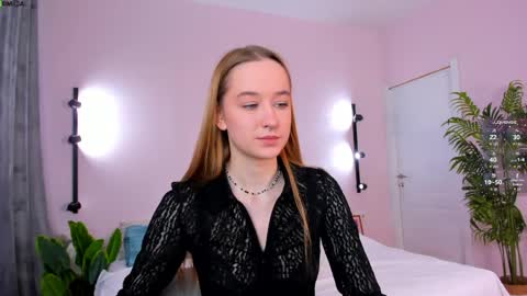 Monica  GTM 3MoTuWeFrSa 500pm-1000pm  online show from April 3, 1:34 am