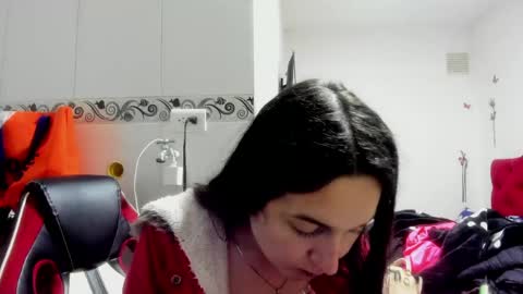 sweet__suck69bitch online show from June 2, 4:25 am