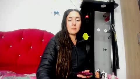 sweet__suck69bitch online show from December 22, 4:52 am