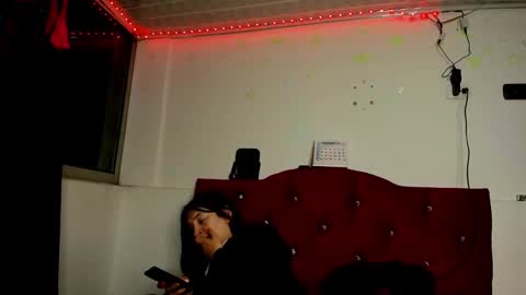 sweet__suck69bitch online show from March 12, 8:19 am