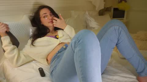 free  online show from January 15, 1:42 pm