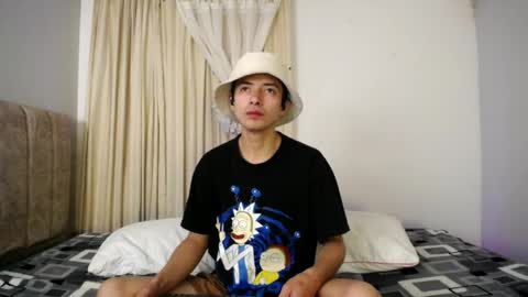 Andy online show from April 1, 9:45 pm