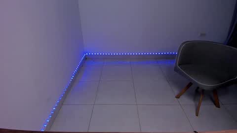 Anie online show from January 25, 8:00 am