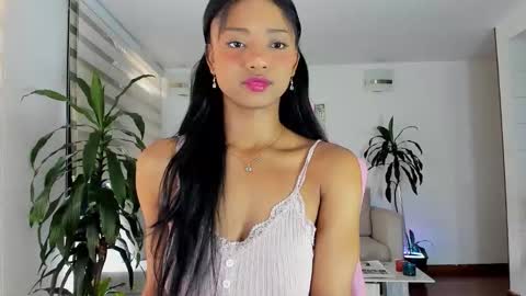 sweet_brunette88 online show from February 18, 7:35 pm