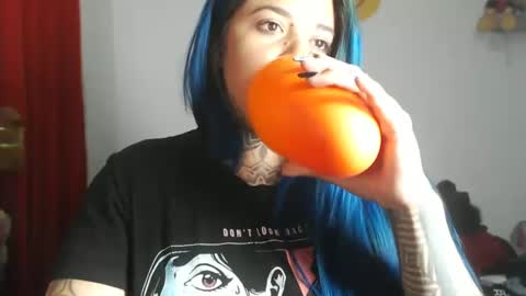 Bubbles online show from October 8, 1:24 am