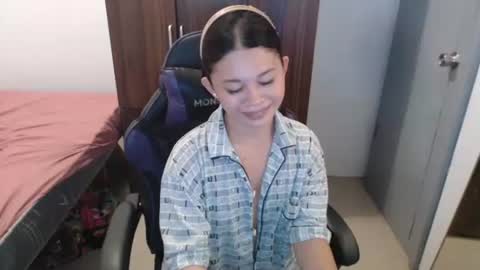 sweet_cassyxx online show from February 2, 10:11 am