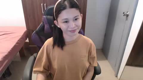 sweet_cassyxx online show from February 15, 12:26 pm