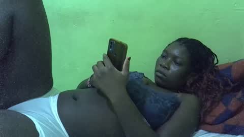 sweet_cherie1 online show from April 16, 9:39 pm