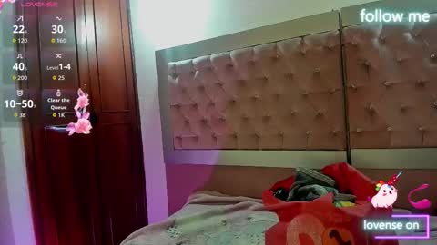  emmili  online show from February 18, 12:16 pm