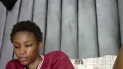 sweet_freaky online show from April 1, 4:37 pm