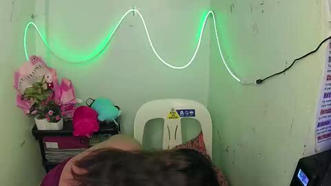 sweet_frex123 online show from October 12, 3:21 am