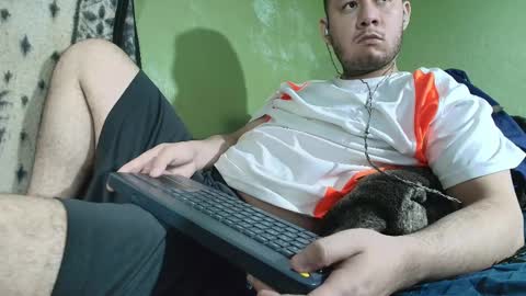 sweet_guy36 online show from September 13, 6:10 pm