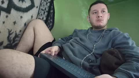 sweet_guy36 online show from October 17, 3:49 pm