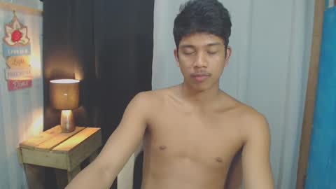 sweet_guyxx online show from January 8, 5:05 pm