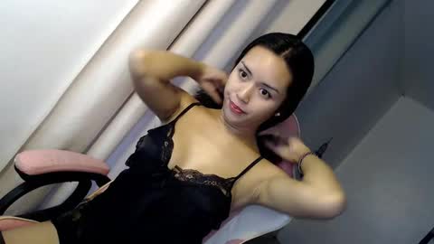 Snapshot of sweet_jessica69xx chatting on October 1, 9:19 am Jess online show from October 1, 9:19 am