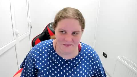 Karla online show from June 23, 1:06 pm