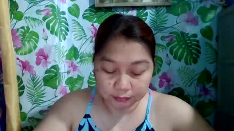 sweet_kayley online show from December 28, 9:09 am