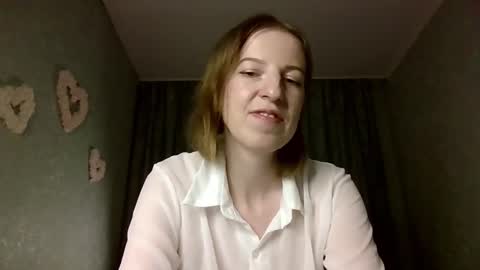 sweet_lilbunny online show from October 20, 3:17 pm
