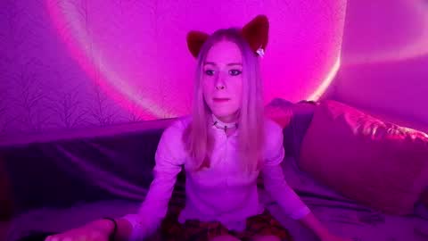 sweet_mol1y online show from October 5, 12:30 am