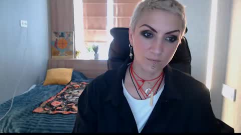 sweet_n_strong online show from June 8, 11:11 am