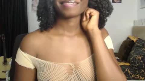 Nancy online show from December 5, 5:22 pm