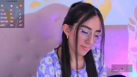 Snapshot of sweet_sammy_7 chatting on March 8, 1:57 pm Sammy Lauren online show from March 8, 1:57 pm