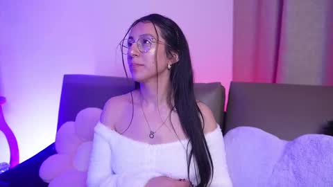 Snapshot of sweet_sammy_7 chatting on September 18, 4:16 am Sammy Lauren online show from September 18, 4:16 am