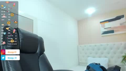 Yeileen online show from June 25, 9:53 pm