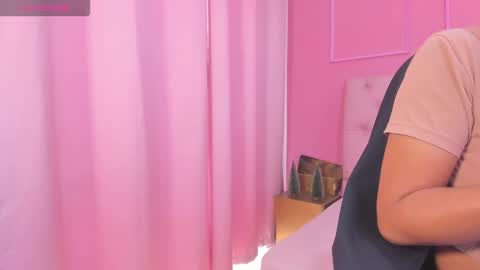 Yeileen online show from January 14, 7:11 pm