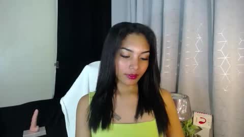 Snapshot of sweet_trishaxx chatting on September 13, 6:21 pm Trisha online show from September 13, 6:21 pm
