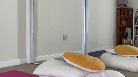 Heidi Brenner - Please check bio for schedule  FAQ online show from April 1, 1:41 pm