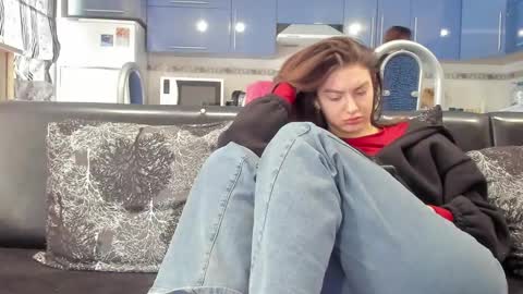 sweet_violetti online show from February 14, 11:31 am