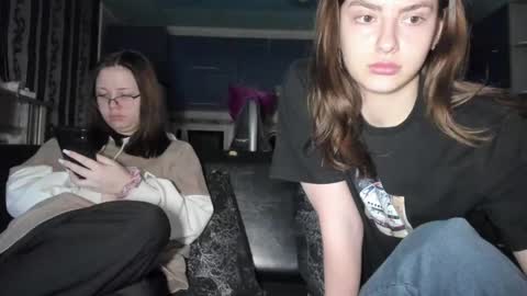 sweet_violetti online show from March 3, 4:05 pm