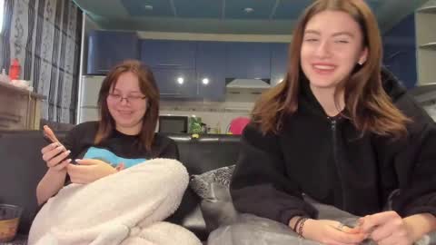 sweet_violetti online show from February 20, 2:13 pm