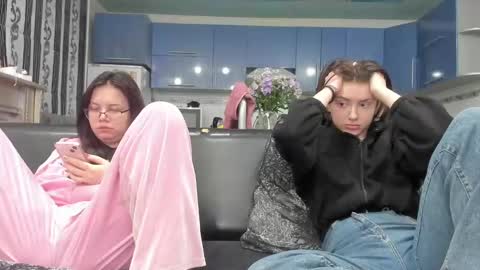 sweet_violetti online show from March 10, 5:07 pm