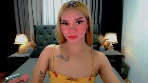 bea takashi  online show from May 8, 10:32 am