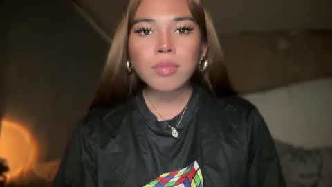 Snapshot of sweetalexa19 chatting on February 7, 5:51 pm alexa your one and only queen online show from February 7, 5:51 pm